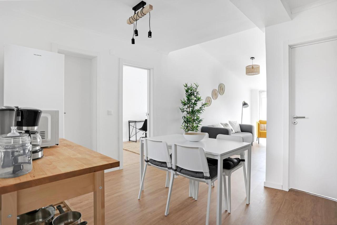 Sunny 2 Bedroom Apartment In Almada - Balconies With River View מראה חיצוני תמונה